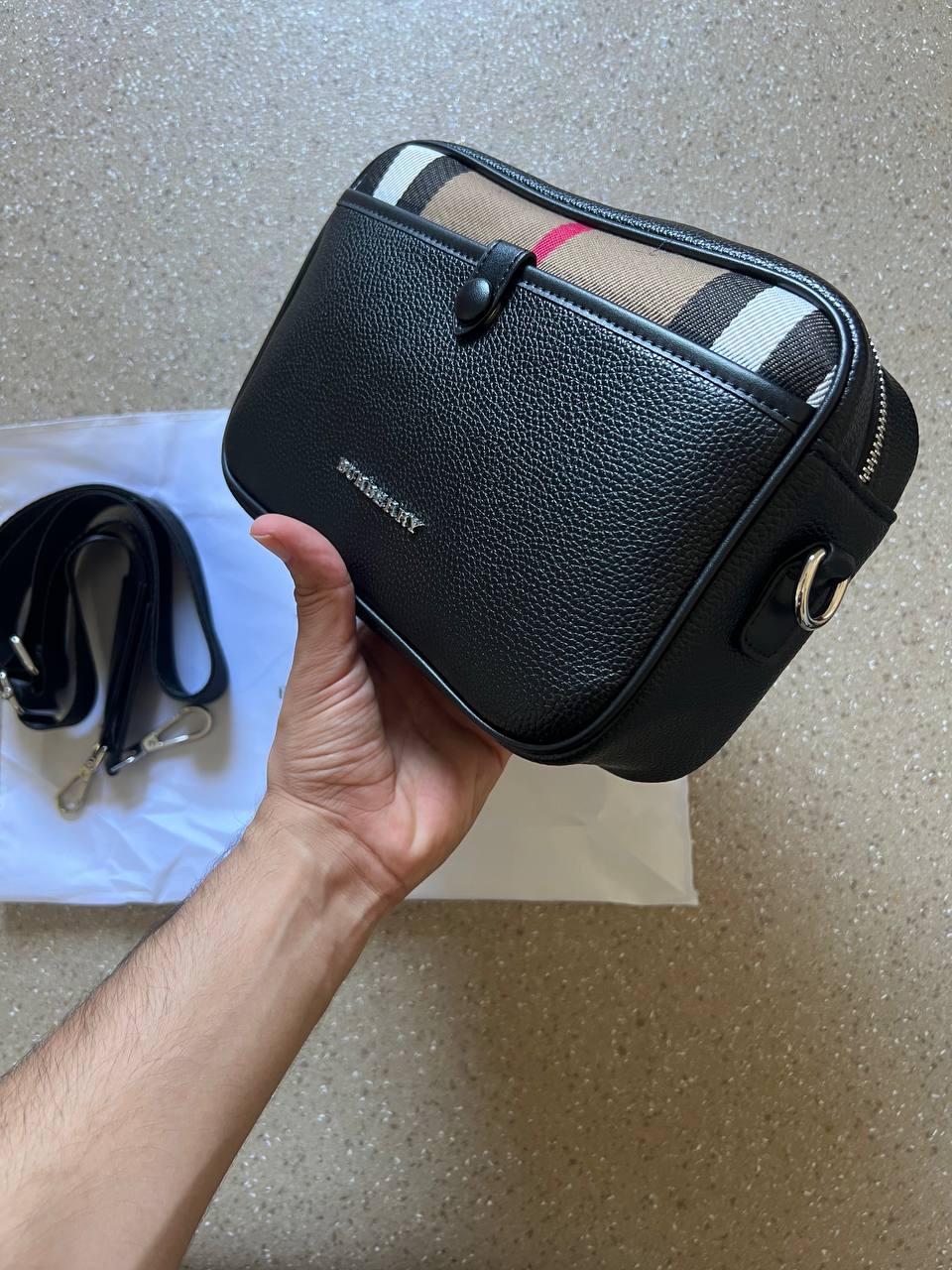 sacouche Burberry qualite premium