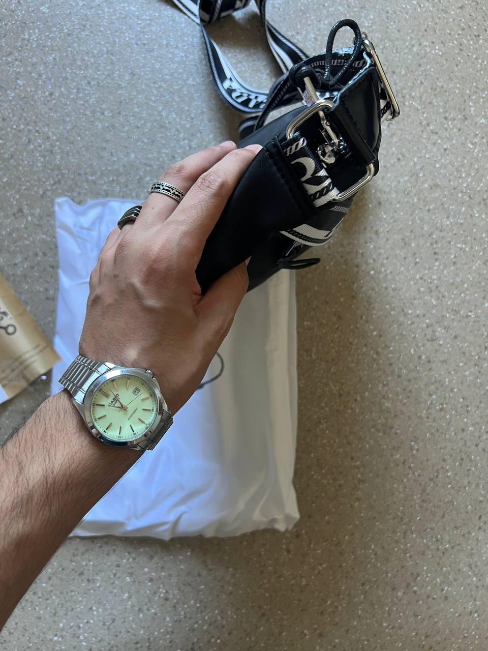 sacouche Prada qualite premium