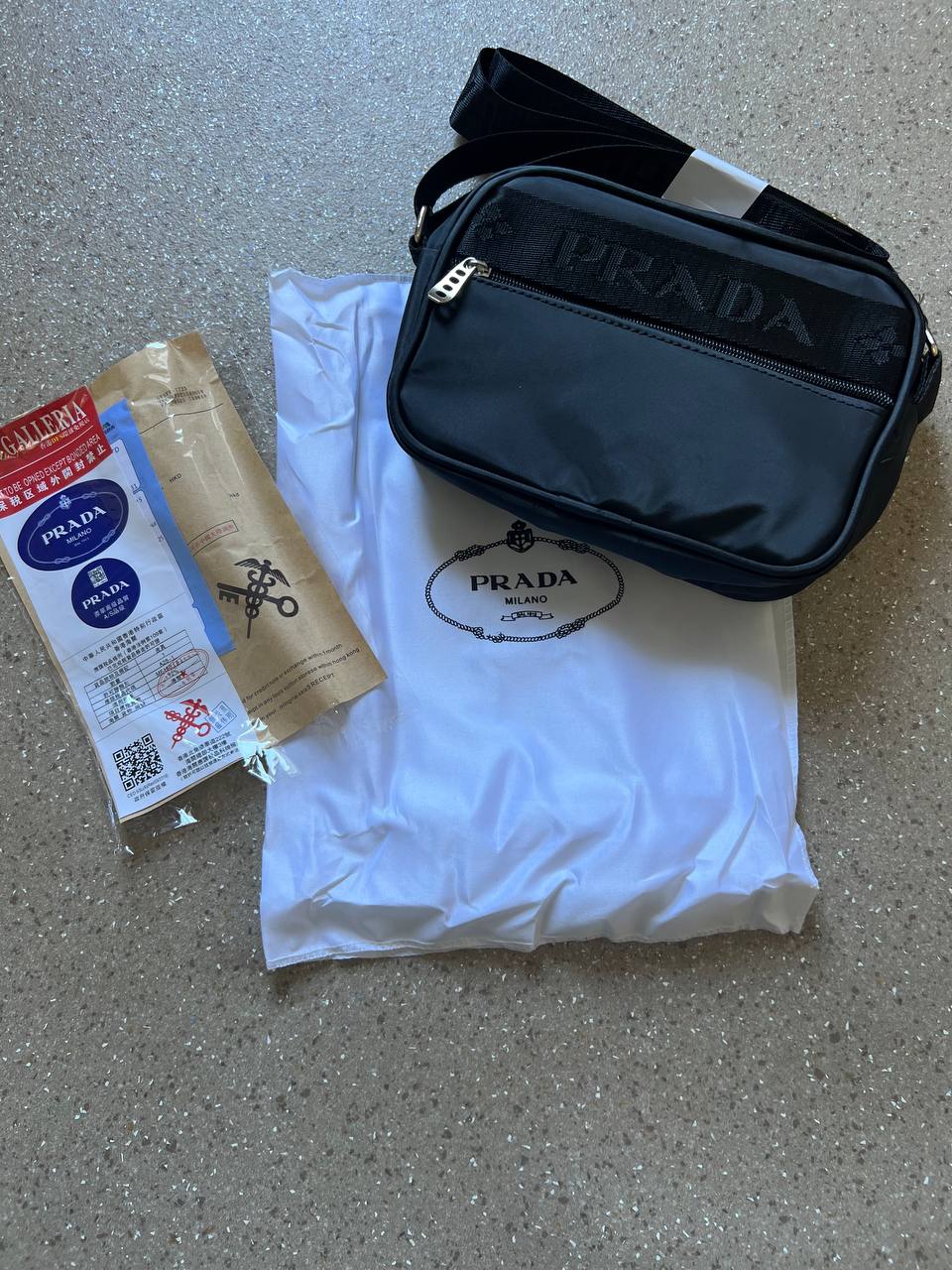 sacouche Prada deux qualite premium