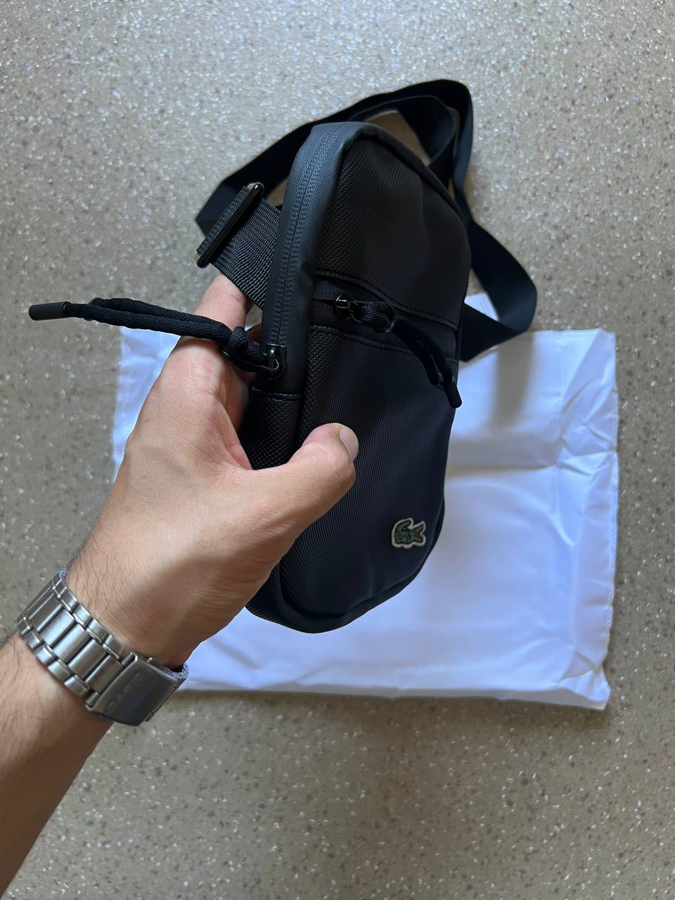sacouche Lacoste qualite premium