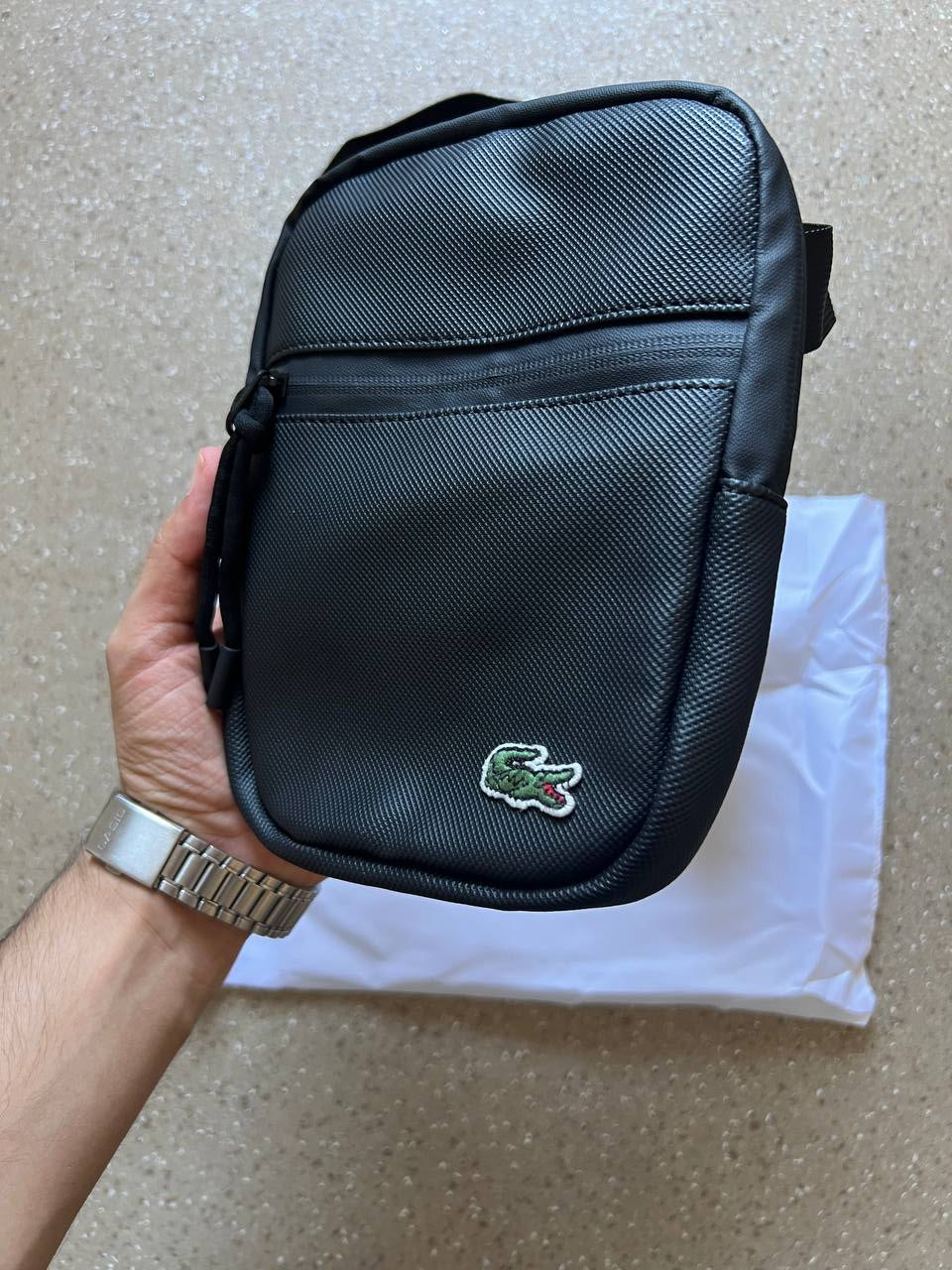 sacouche Lacoste qualite premium