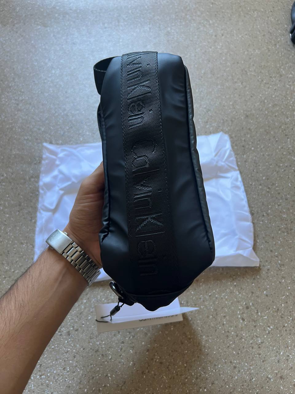 sacouche Calvin Klein deux qualite premium